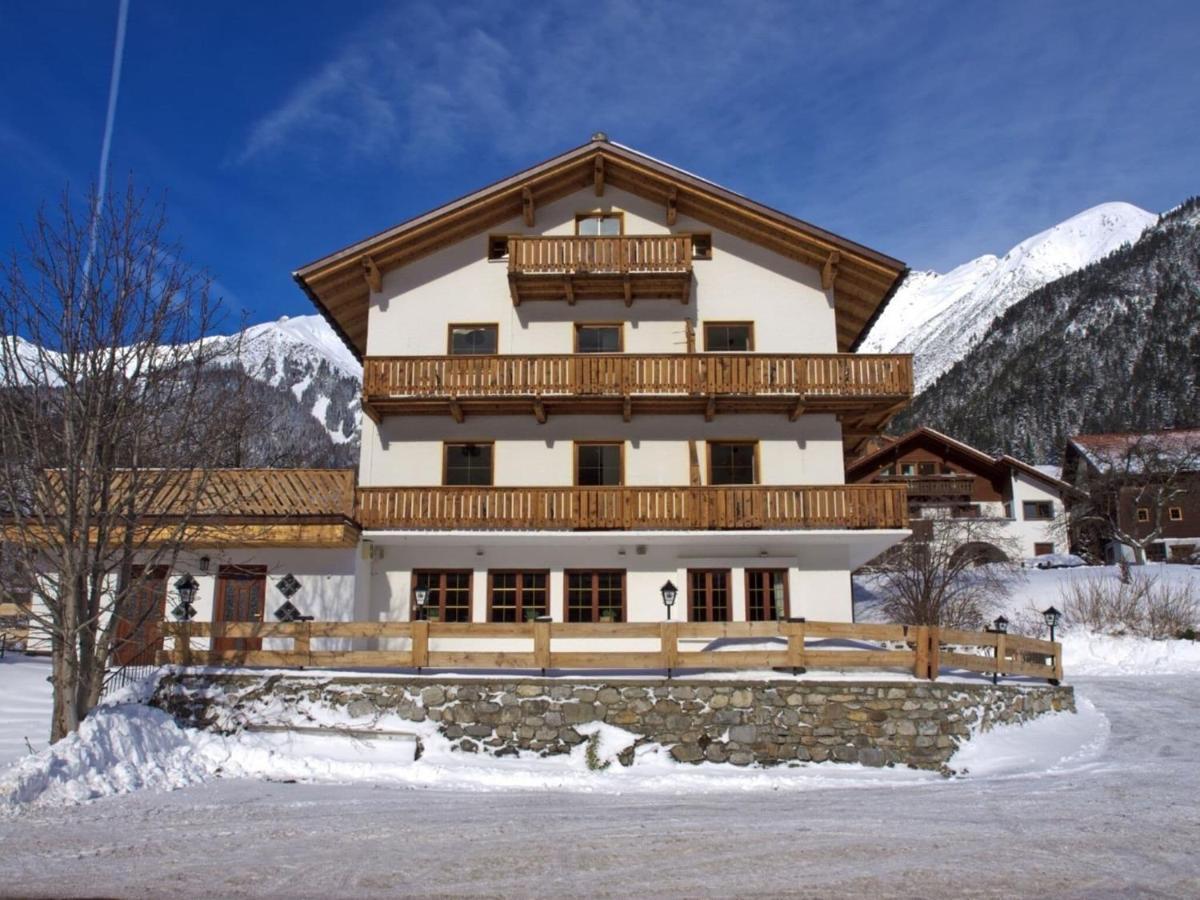 Holiday Home Near St Anton Am Arlberg With Sauna Kültér fotó